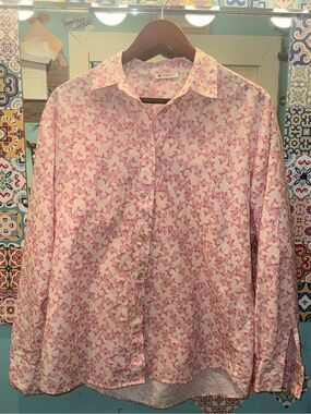 SPANNER Pink Fish Print Button-Up Top